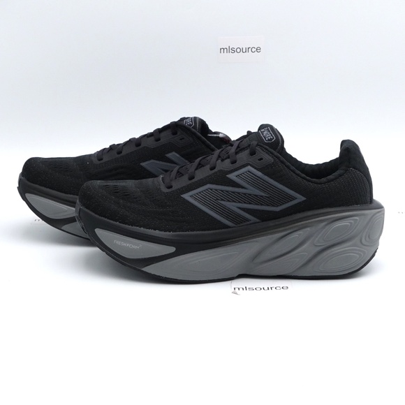 NEW New Balance Fresh Foam X More v5 Sneakers MMORLK5 - Picture 1 of 6